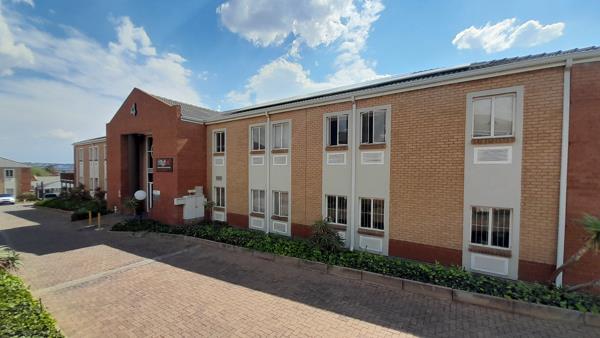 261  m² Commercial space