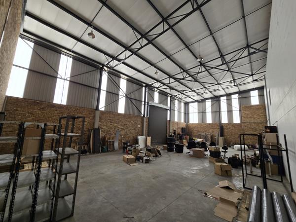 779  m² Industrial space