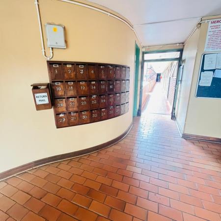 2 Bedroom Flat