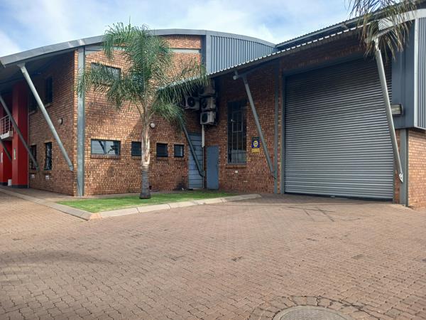 446 m² Industrial space