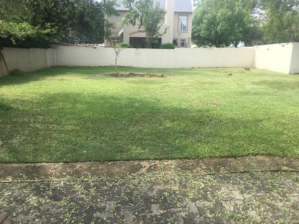 521 m² Land