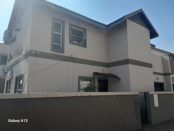 3 Bedroom Townhouse
