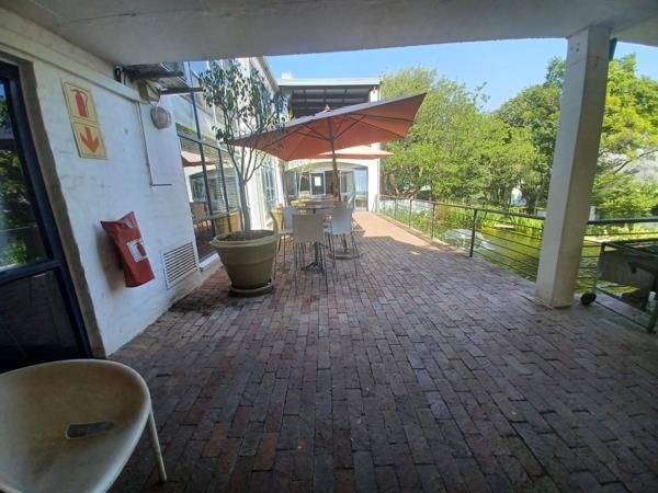 2 286 m² Office Space