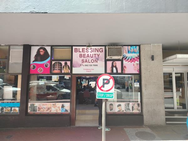 38  m² Retail Space