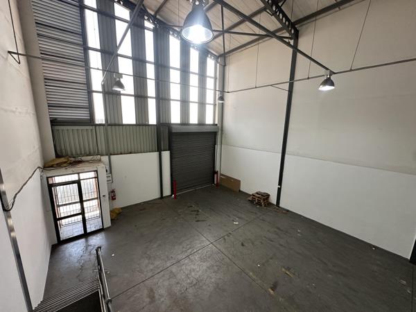 284  m² Industrial space