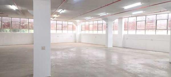 656  m² Commercial space