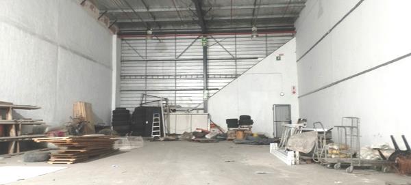 656  m² Commercial space