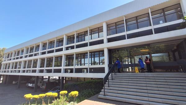 213  m² Office Space