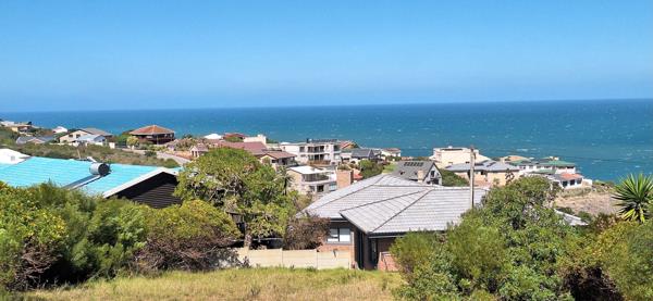 754 m² Land