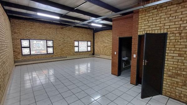 308  m² Industrial space