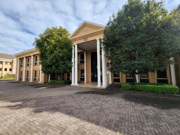 3 231  m² Commercial space