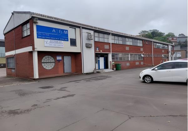 127  m² Industrial space