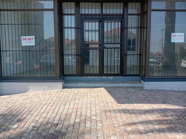 330  m² Commercial space