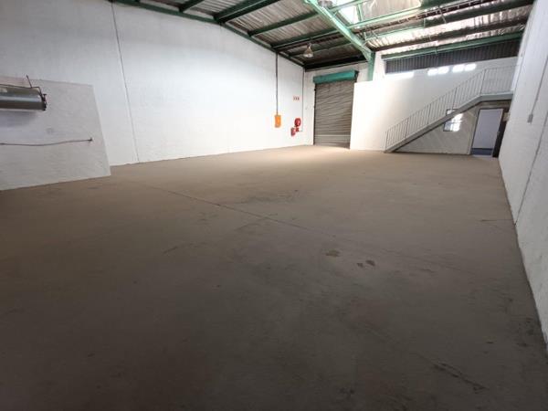 275  m² Industrial space