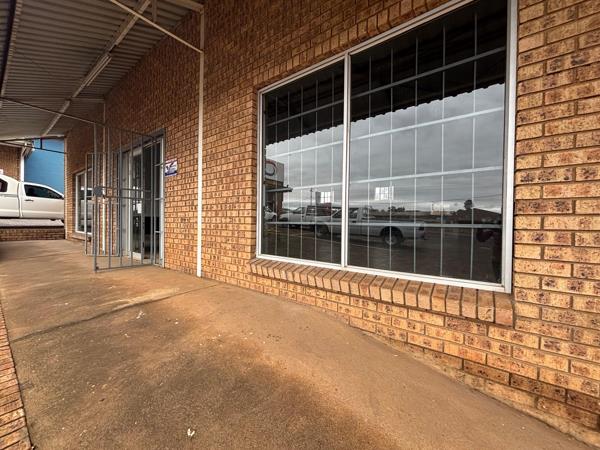 238  m² Commercial space