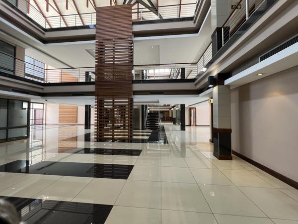 144  m² Commercial space