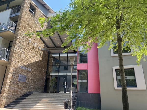 177  m² Commercial space