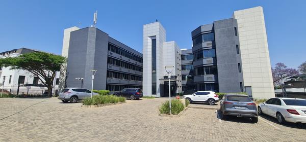 429  m² Commercial space