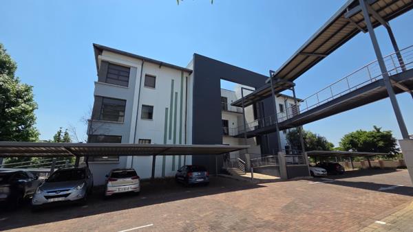1 577 m² Commercial space