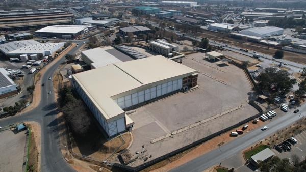 17 100  m² Industrial space