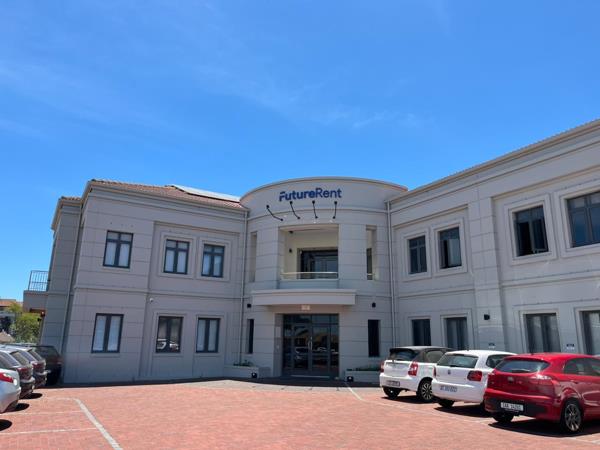 236  m² Commercial space