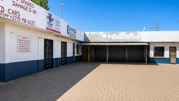 935 m² Commercial space