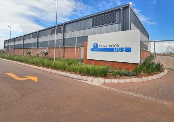 1 524  m² Industrial space