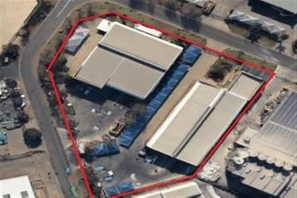 6 696  m² Industrial space