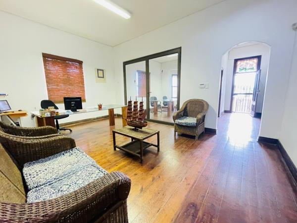 190  m² Commercial space