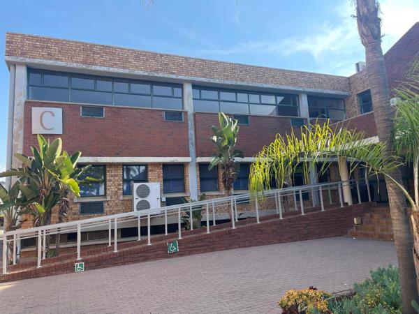 686.9  m² Commercial space