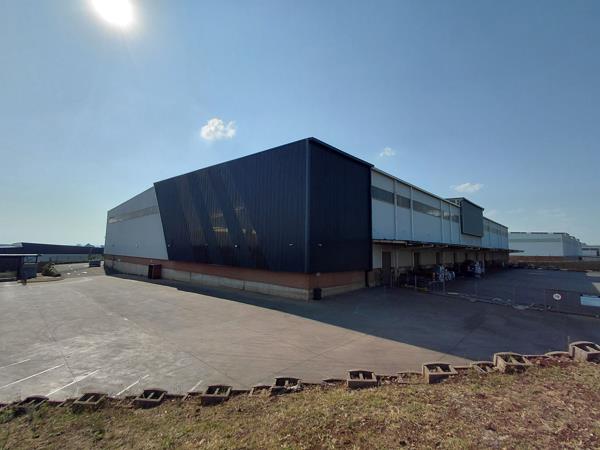 11 694  m² Industrial space