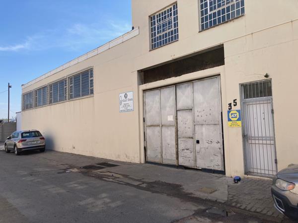 222  m² Industrial space