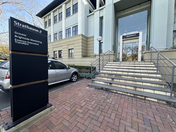 349  m² Commercial space