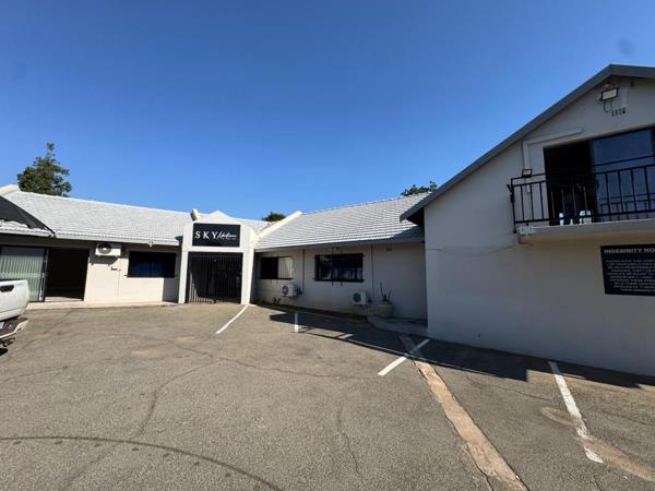 325  m² Commercial space