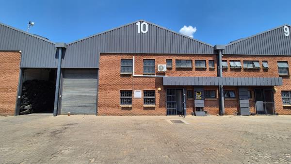 316  m² Industrial space