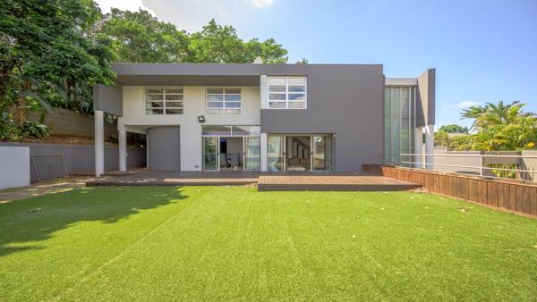 5 Bedroom Townhouse