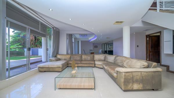 5 Bedroom Townhouse