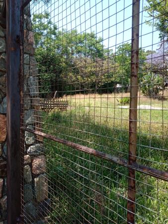 2 143 m² Land
