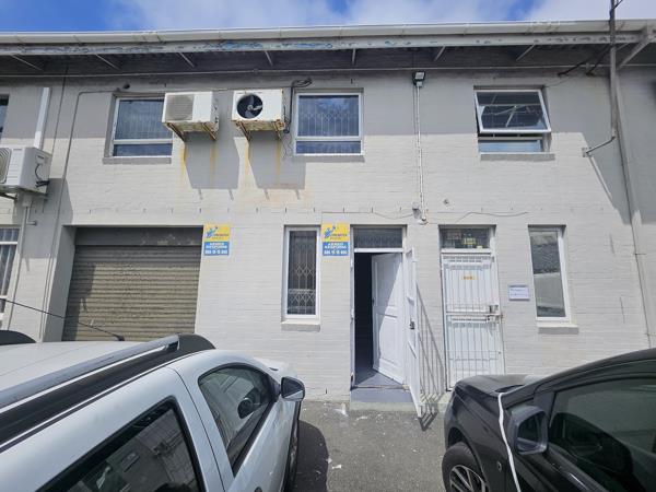 101  m² Industrial space