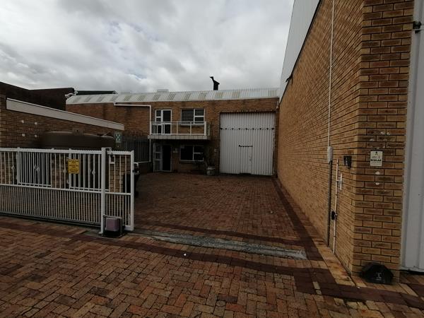 600  m² Industrial space