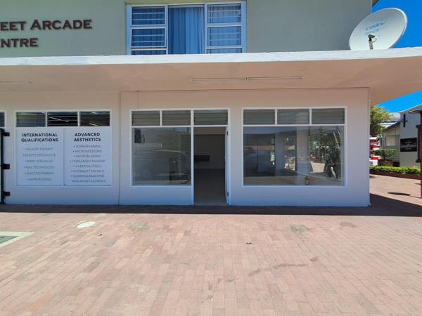 76  m² Retail Space