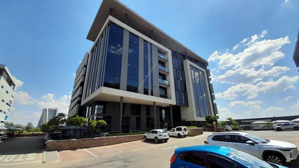 24  m² Commercial space