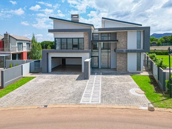 6 Bedroom House