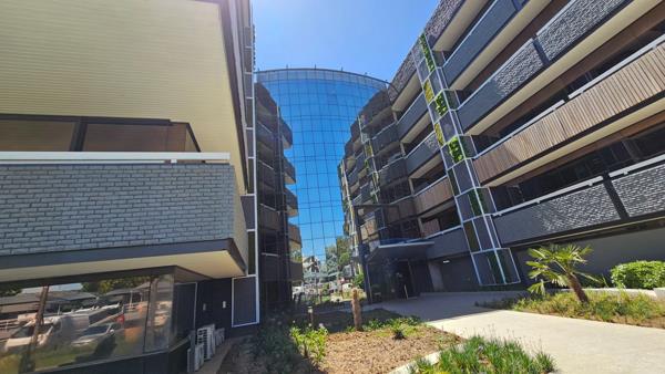 334  m² Commercial space