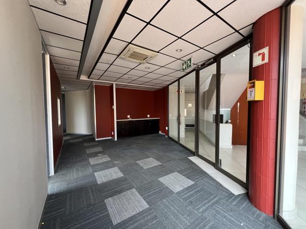 457  m² Commercial space