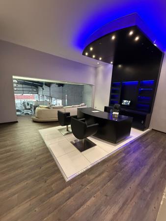 669  m² Industrial space