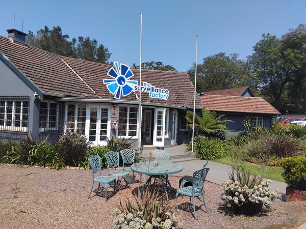 350  m² Office Space