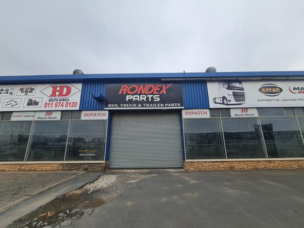 930  m² Industrial space