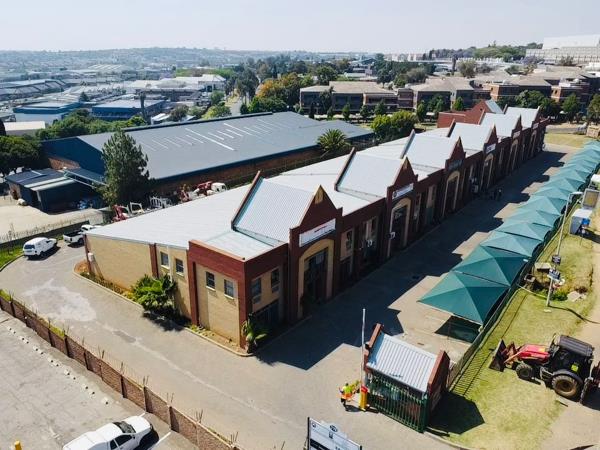 3 301  m² Industrial space