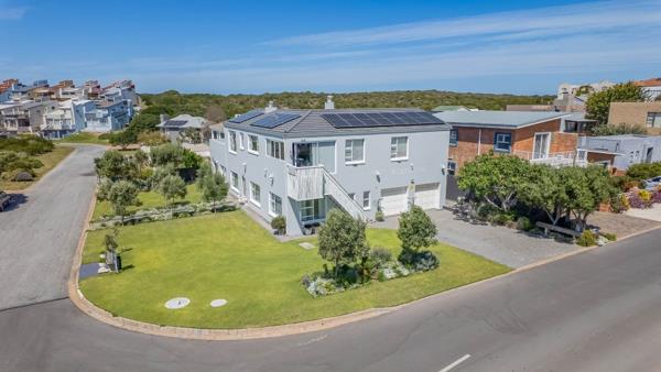 7 Bedroom House
